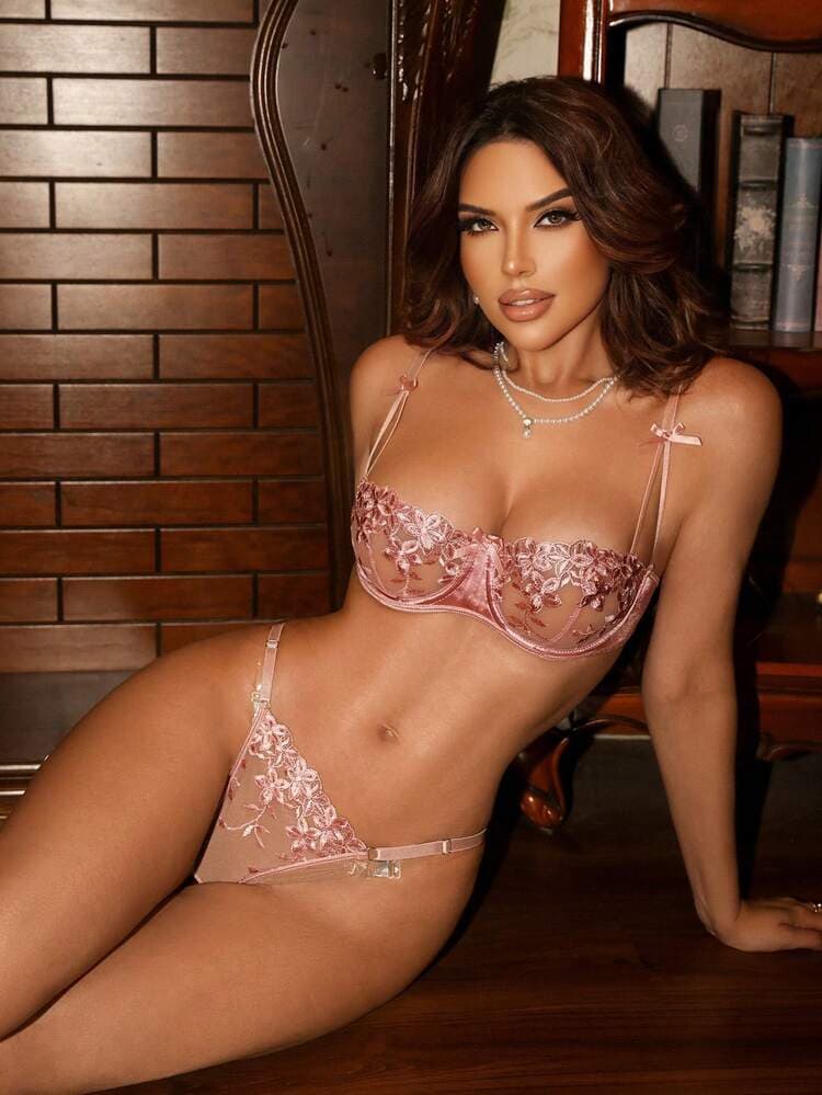 SHEIN 2pcs Dusty Pink Floral Embroidery Lingerie Set For Women Wedding Guest Summer — SayFrey